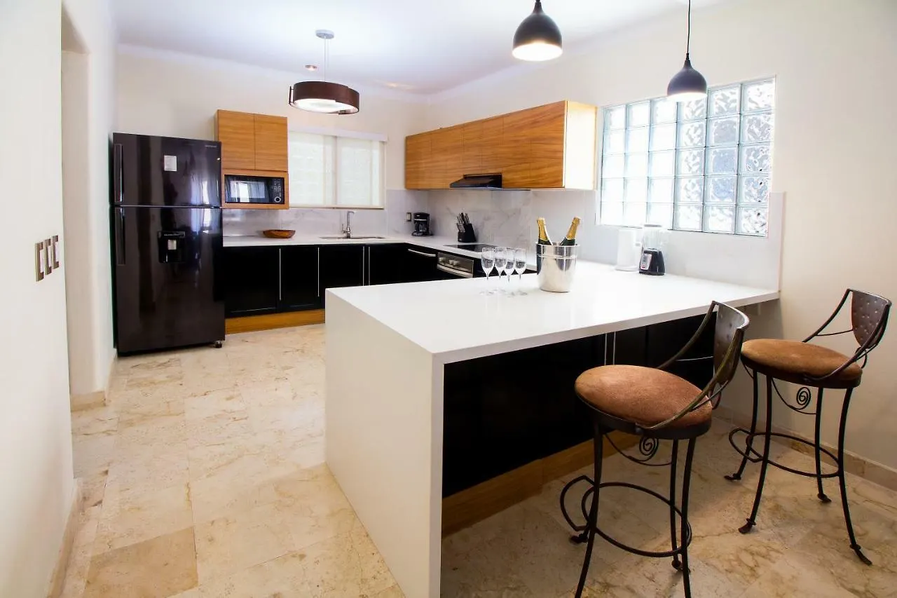 Condominios Corto Maltes Playa del Carmen Meksika