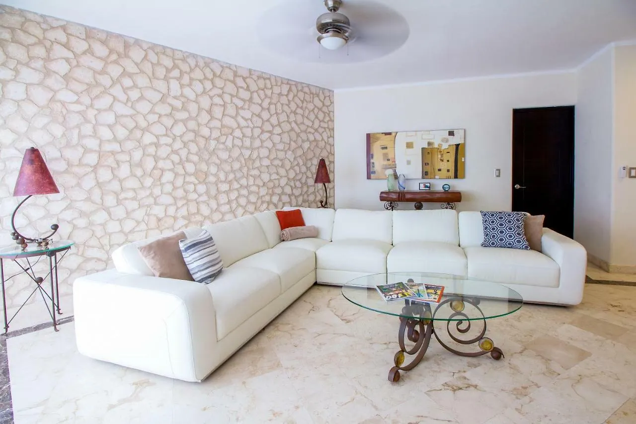 Condominios Corto Maltes Playa del Carmen Apartment