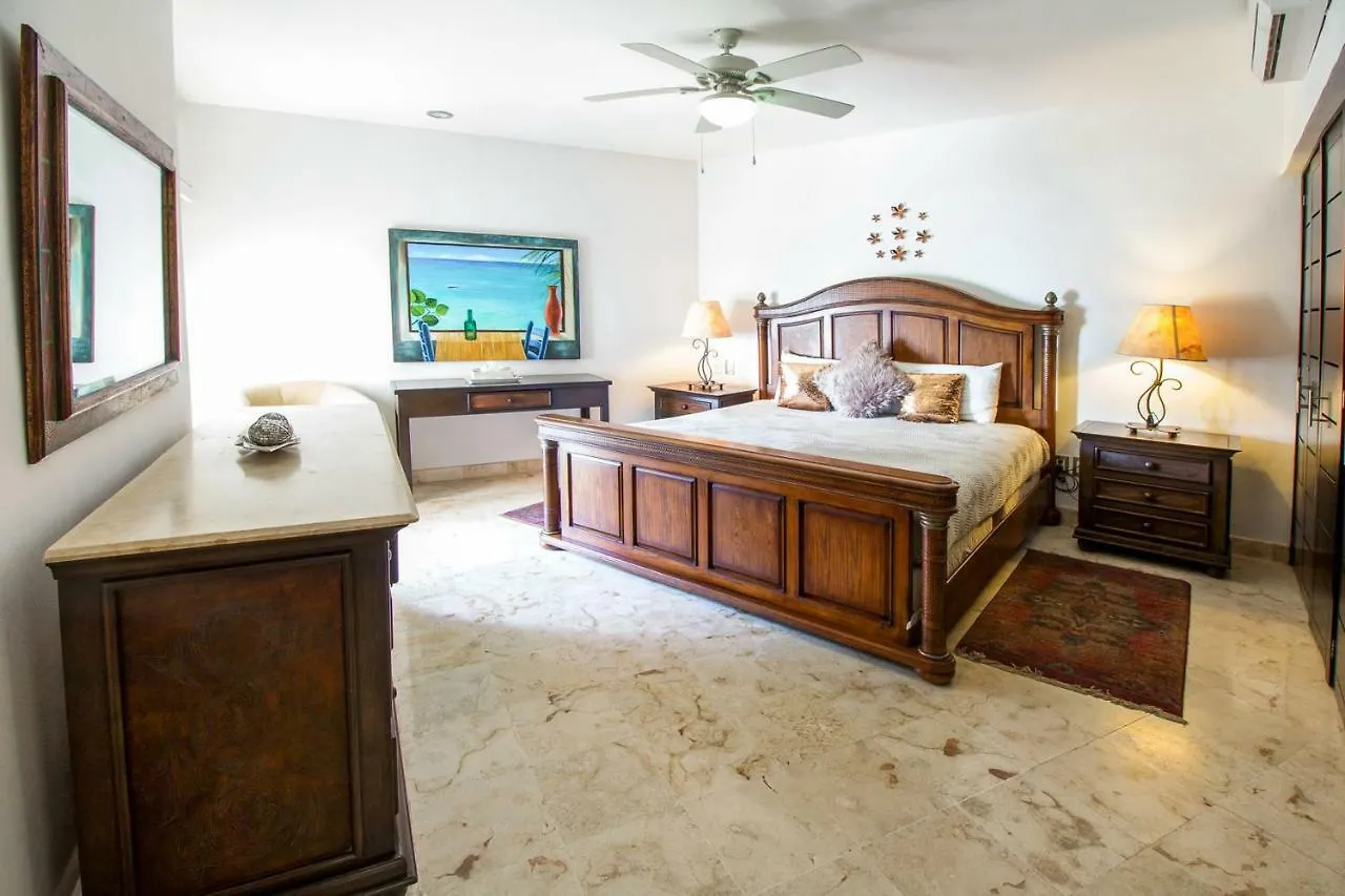 Condominios Corto Maltes Playa del Carmen Apartment