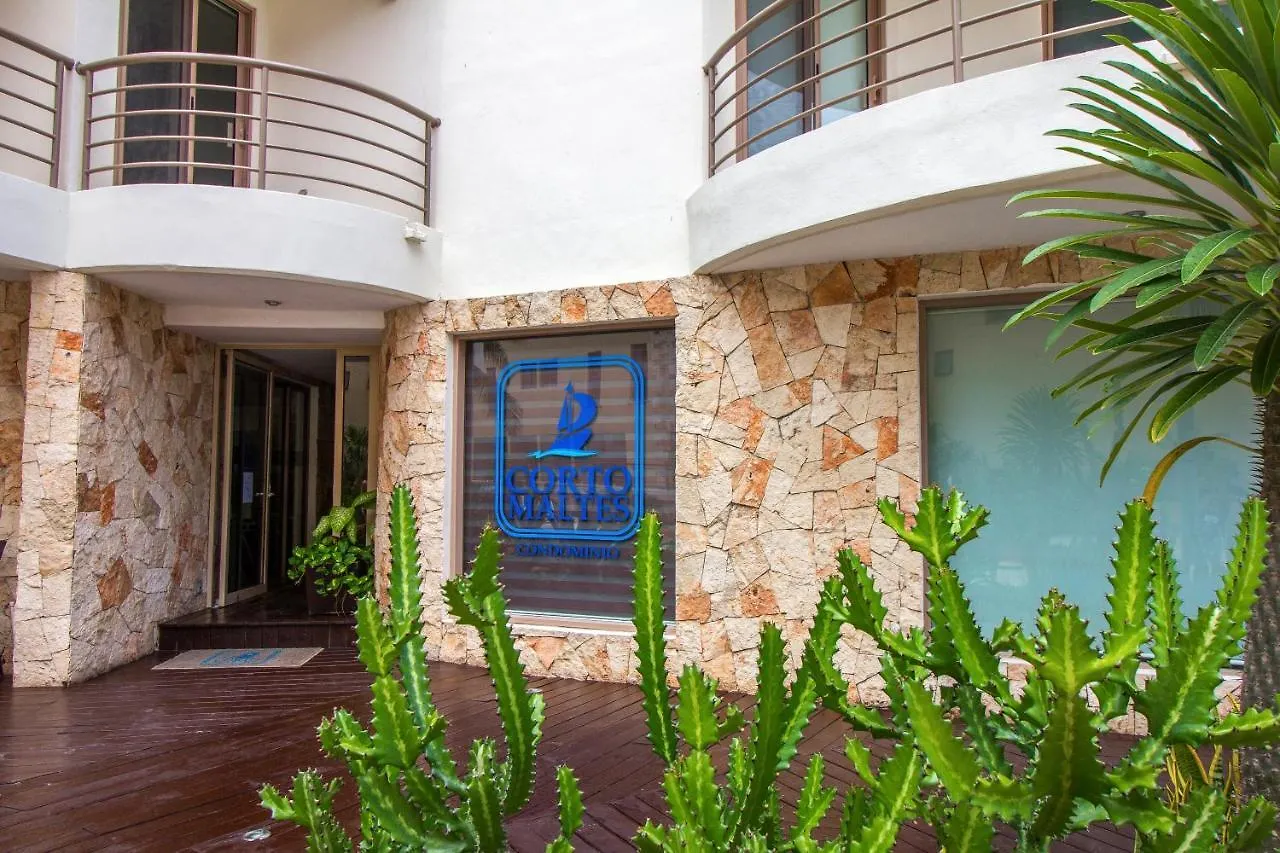 Condominios Corto Maltes Playa del Carmen Mexico